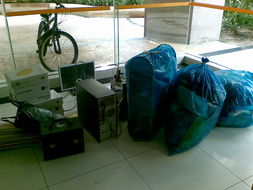 優(yōu)質(zhì)搬家服務(wù) 價(jià)格合理、明碼實(shí)價(jià)、24小時(shí)全天候